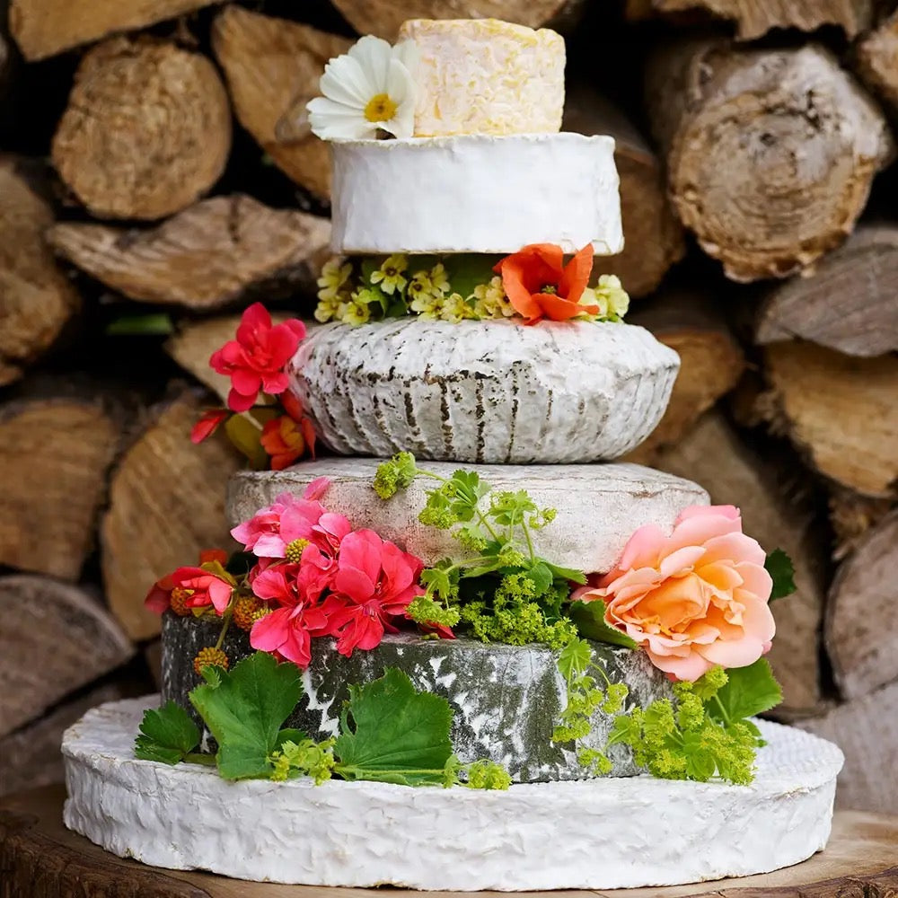 Olivia Cheese Wedding Cake