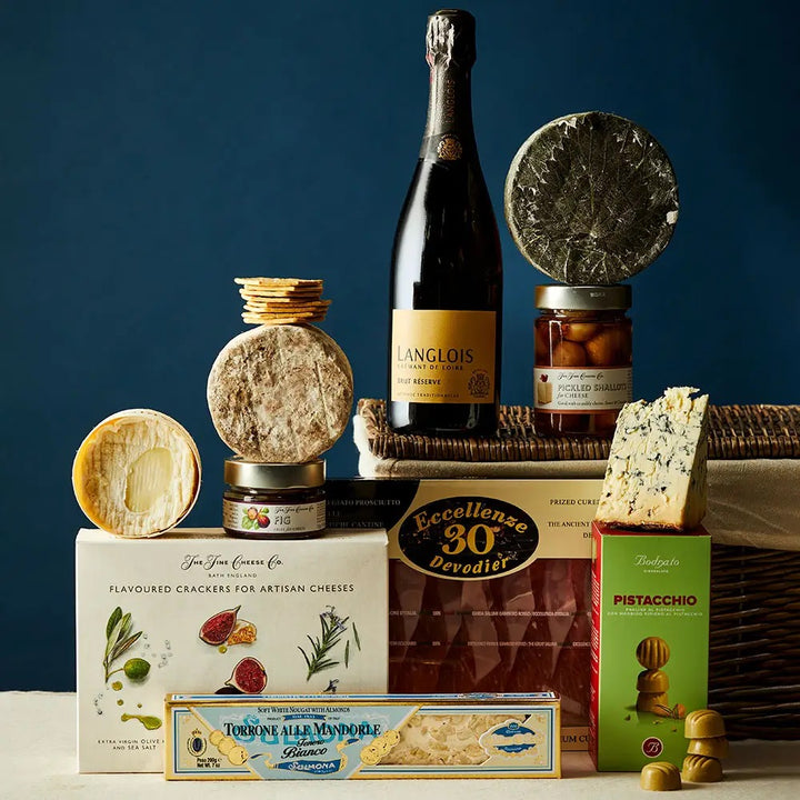 Exquisite Cheese and Wine Hampers | Cheese and Beer Gift Sets | The ...