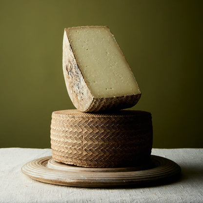 La Oveja Negra Manchego Curado