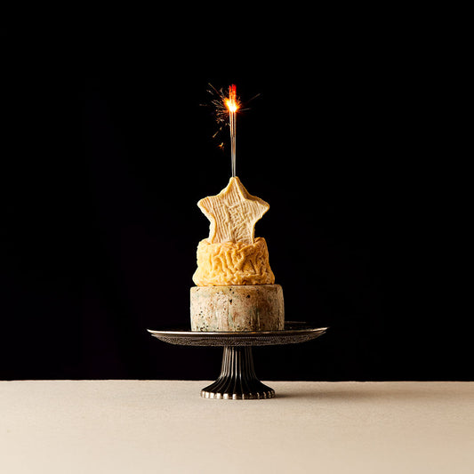 Christmas Cracker - The Christmas Cheese Cake