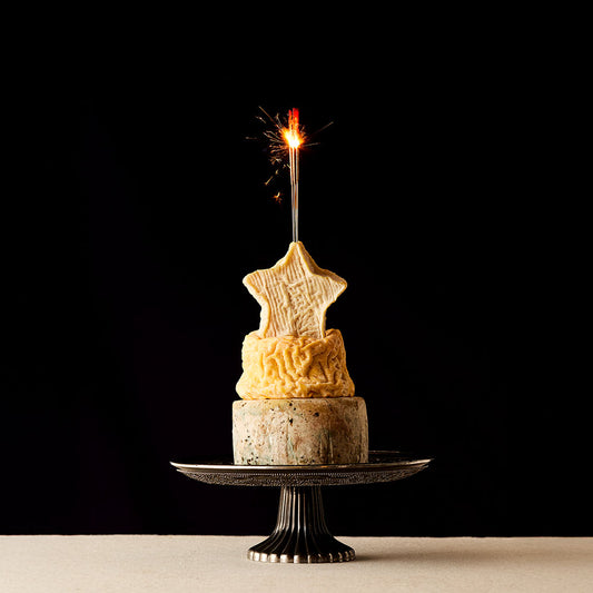 Christmas Cracker - The Christmas Cheese Cake