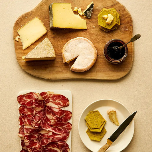 Big Country - The English Countryside Cheese and Charcuterie Cheeseboard Selection