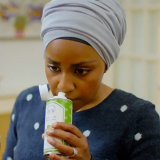 Watch as TV Chef Nadiya Hussain Bakes with La Tourangelle Pistachio Oil